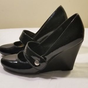 Ladies shoes